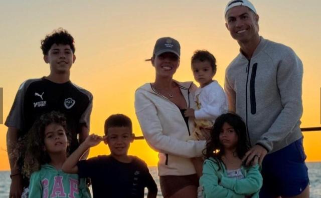 1711067218123034122.png 1711067218123034122.png